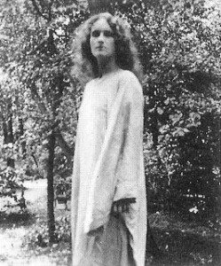 Pauline Schindler (Photo courtesy of Courtesy UC Santa Barbara Art Museum, Architecture and Design Collections, Schindler Collection.)