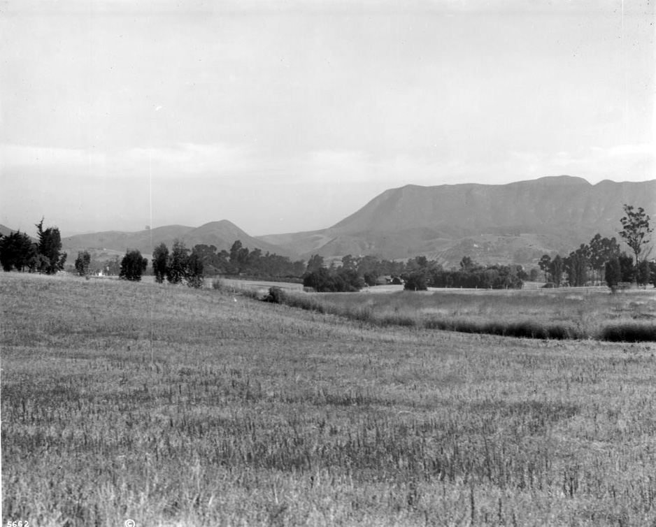 E.A. McCarthy’s Melrose Ranch, which later became Melrose Avenue. (Photo courtesy of the Los Angeles Public Library Photo Collection)